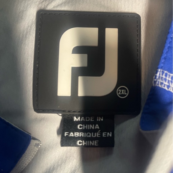 FootJoy Windbreaker Pullover quarter-zip - Picture 2 of 3